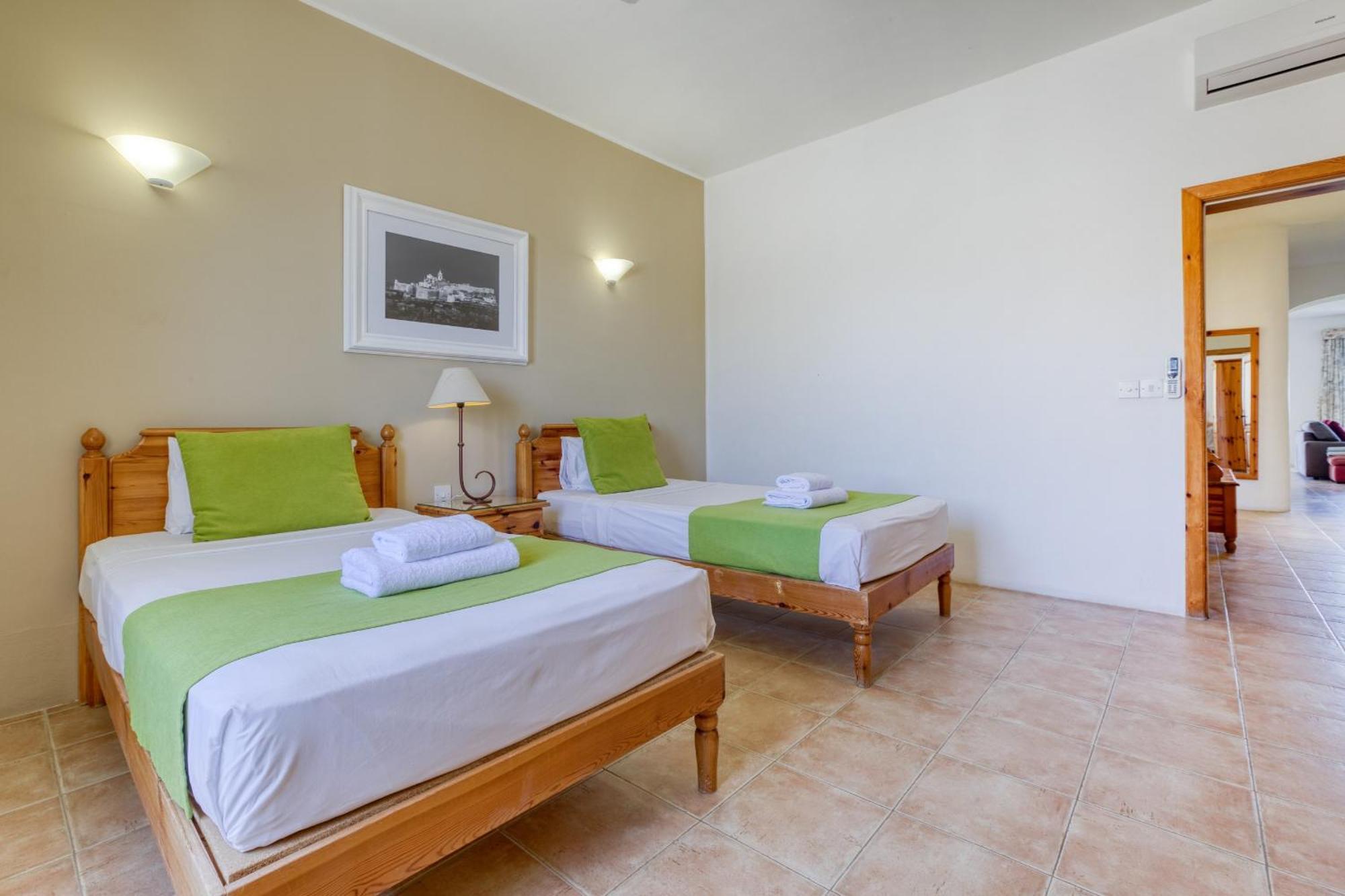 Ta Frenc Apartments Għasri Buitenkant foto